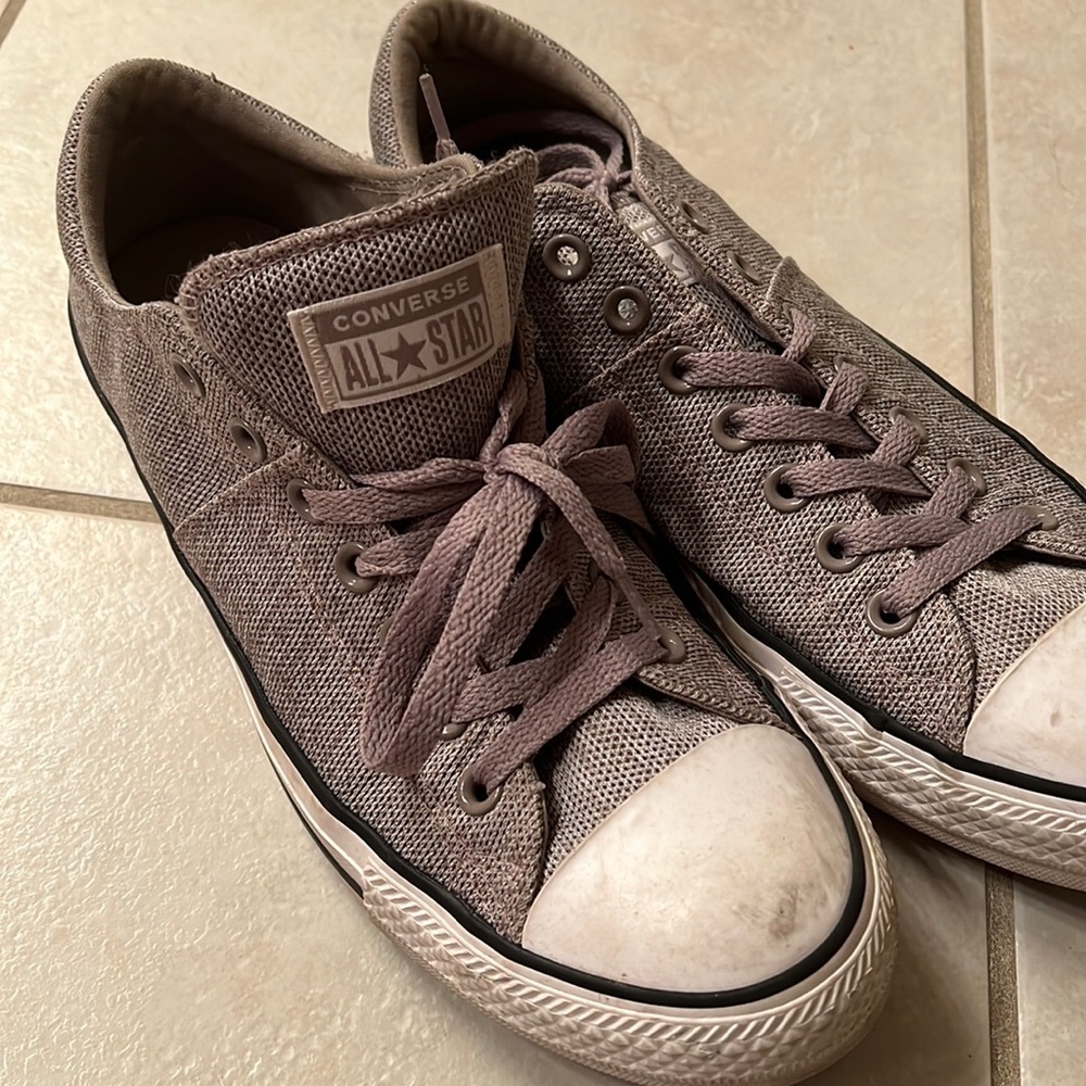Converse grey tweed color size 11